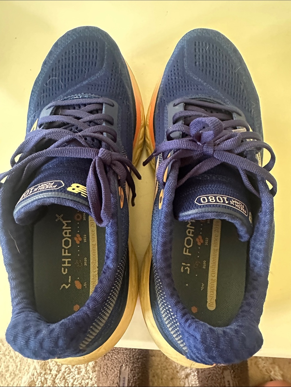 New Balance 1080 Women's Navy Blue with Pink Accent Running Sneakers - Picture 5 of 6